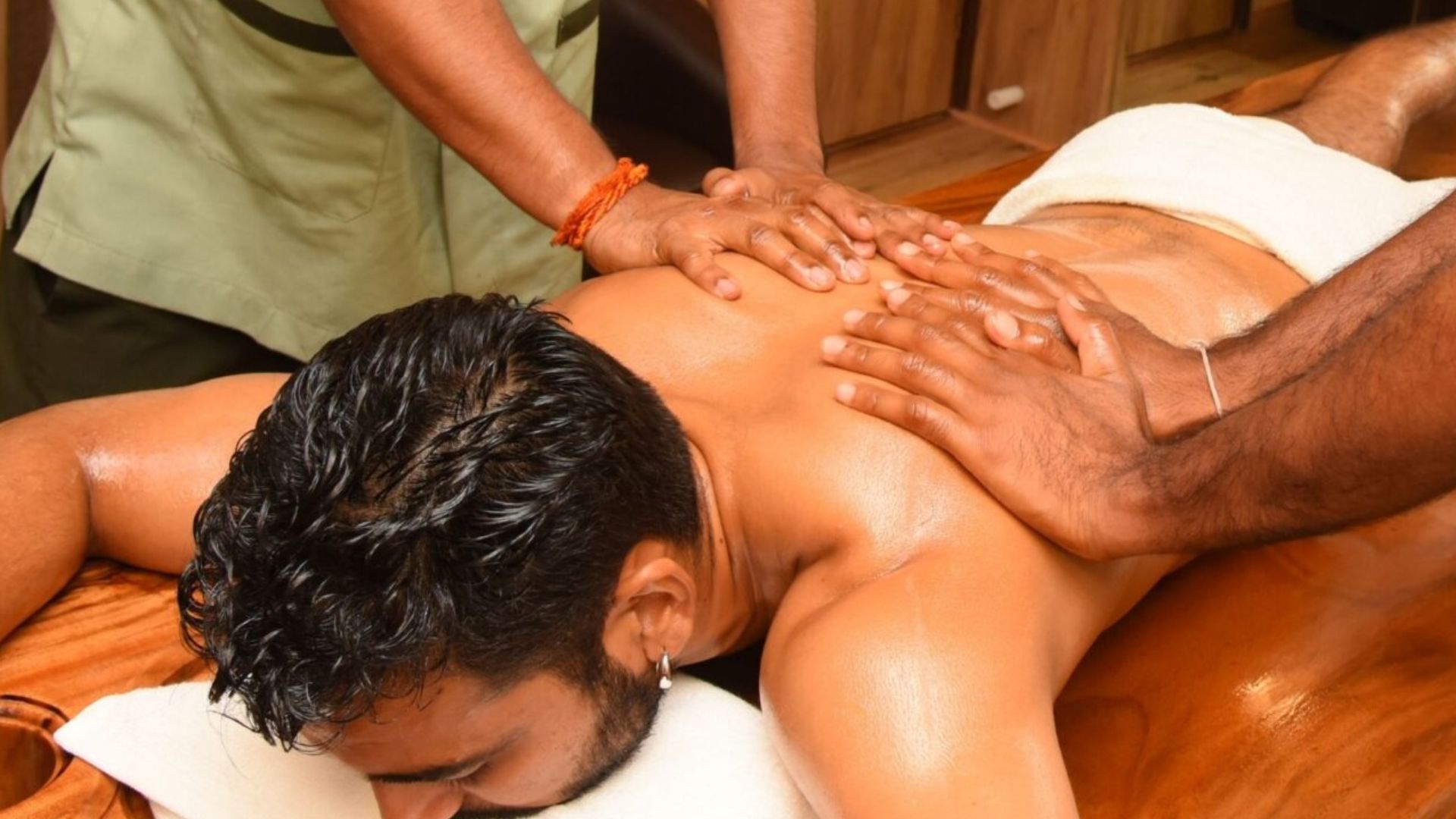 abhyangam-ayurvedha-treatment