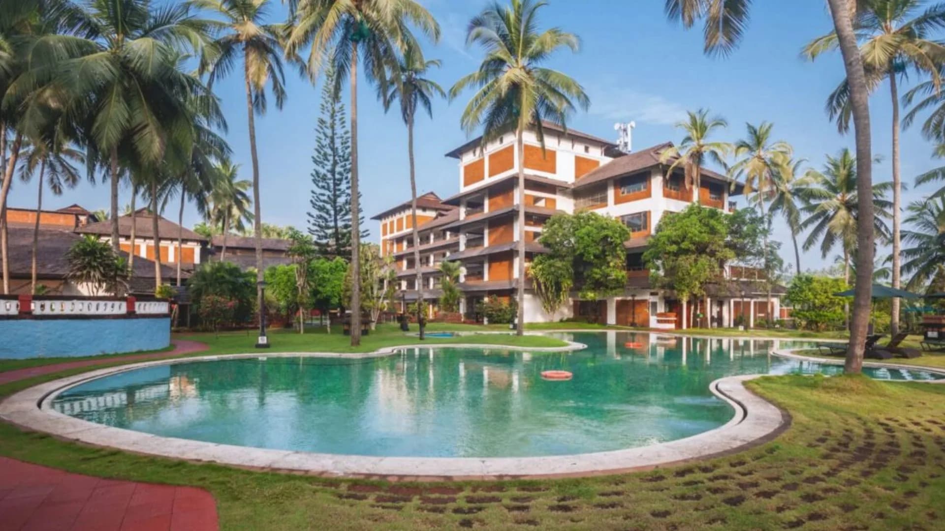22 Days Classic Rejuvenation Ayurveda Retreat in Kovalam