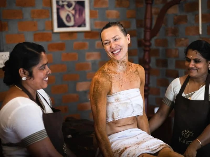 Kairali The Ayurvedic Healing Treatment 1783322289057