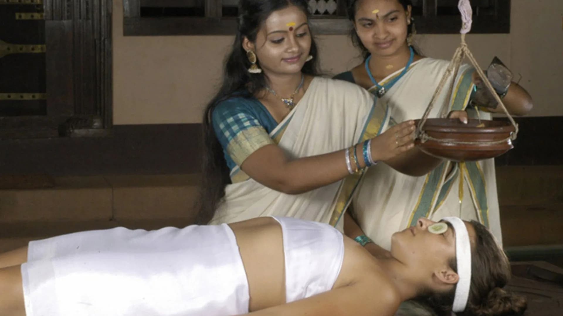 28 Days Neurological Disorders Ayurvedic Treatment Package